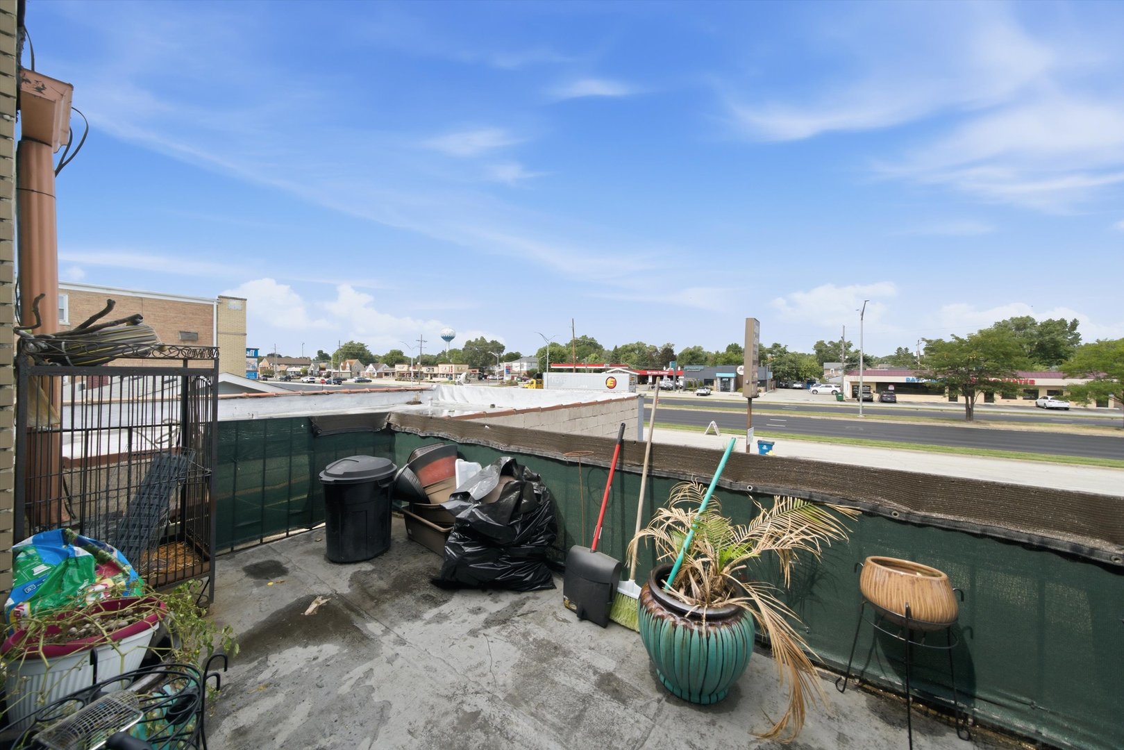 307 E North Avenue Property Photo 20