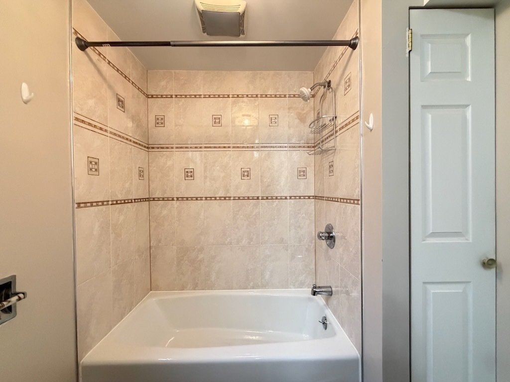 2626 W Superior Avenue 2 Property Photo 17