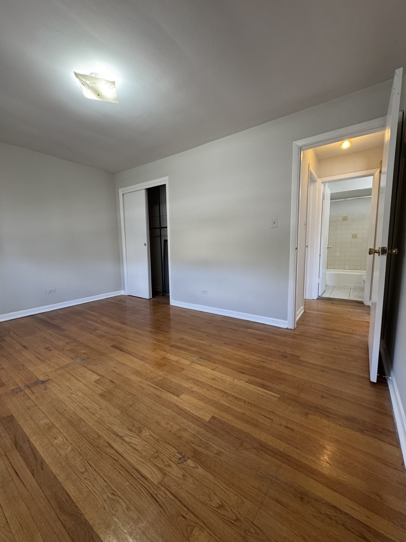 4752 N Olcott Avenue 1a Property Photo 7