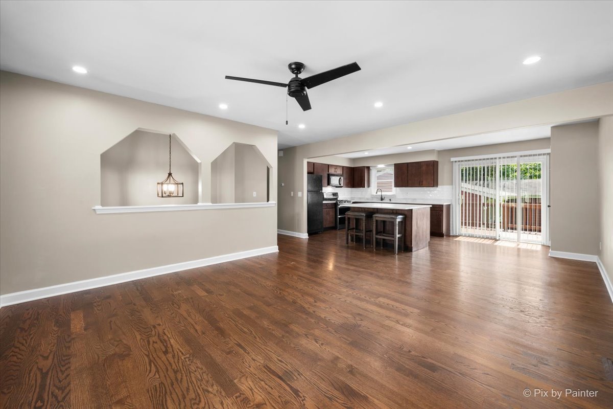 6122 Pleasant View Road Property Photo 3
