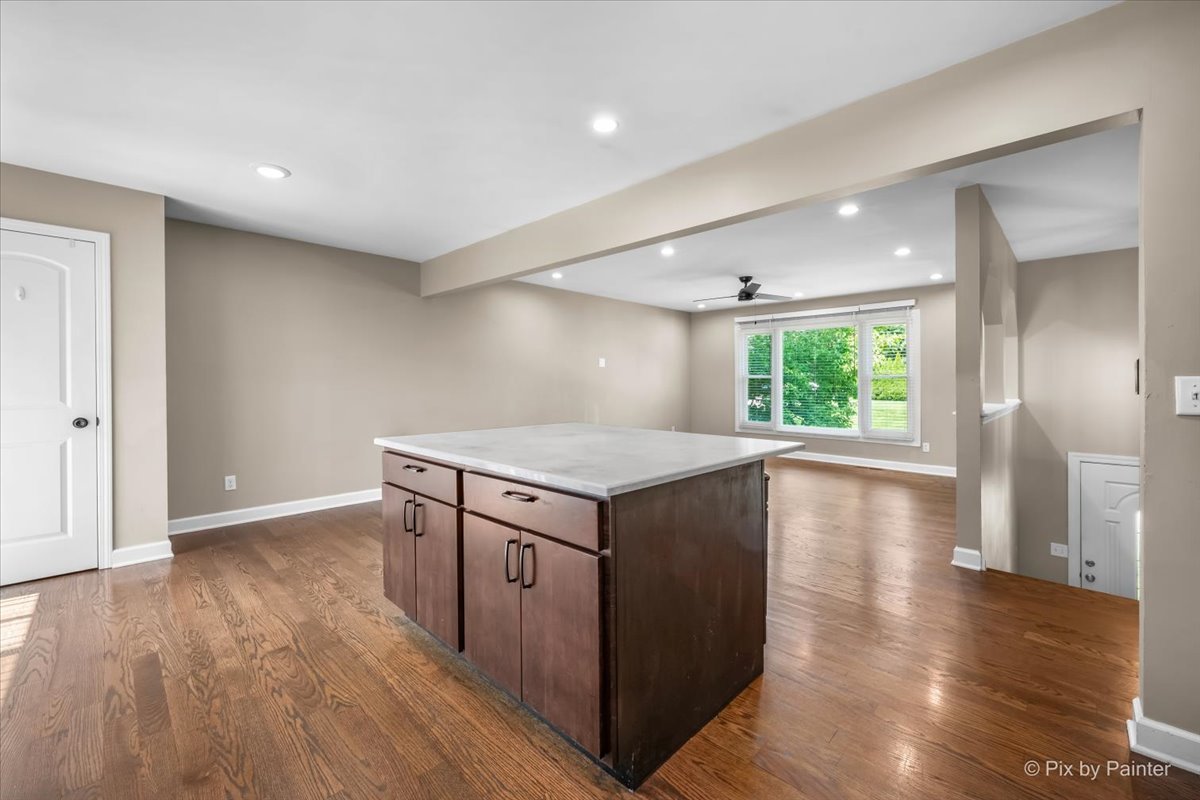 6122 Pleasant View Road Property Photo 8
