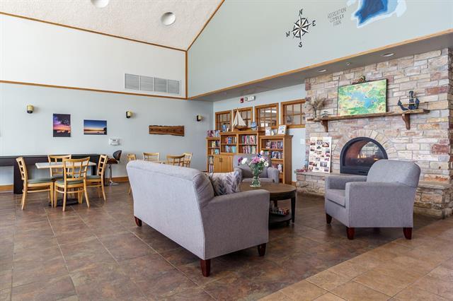 100 Prince Court Property Photo 40