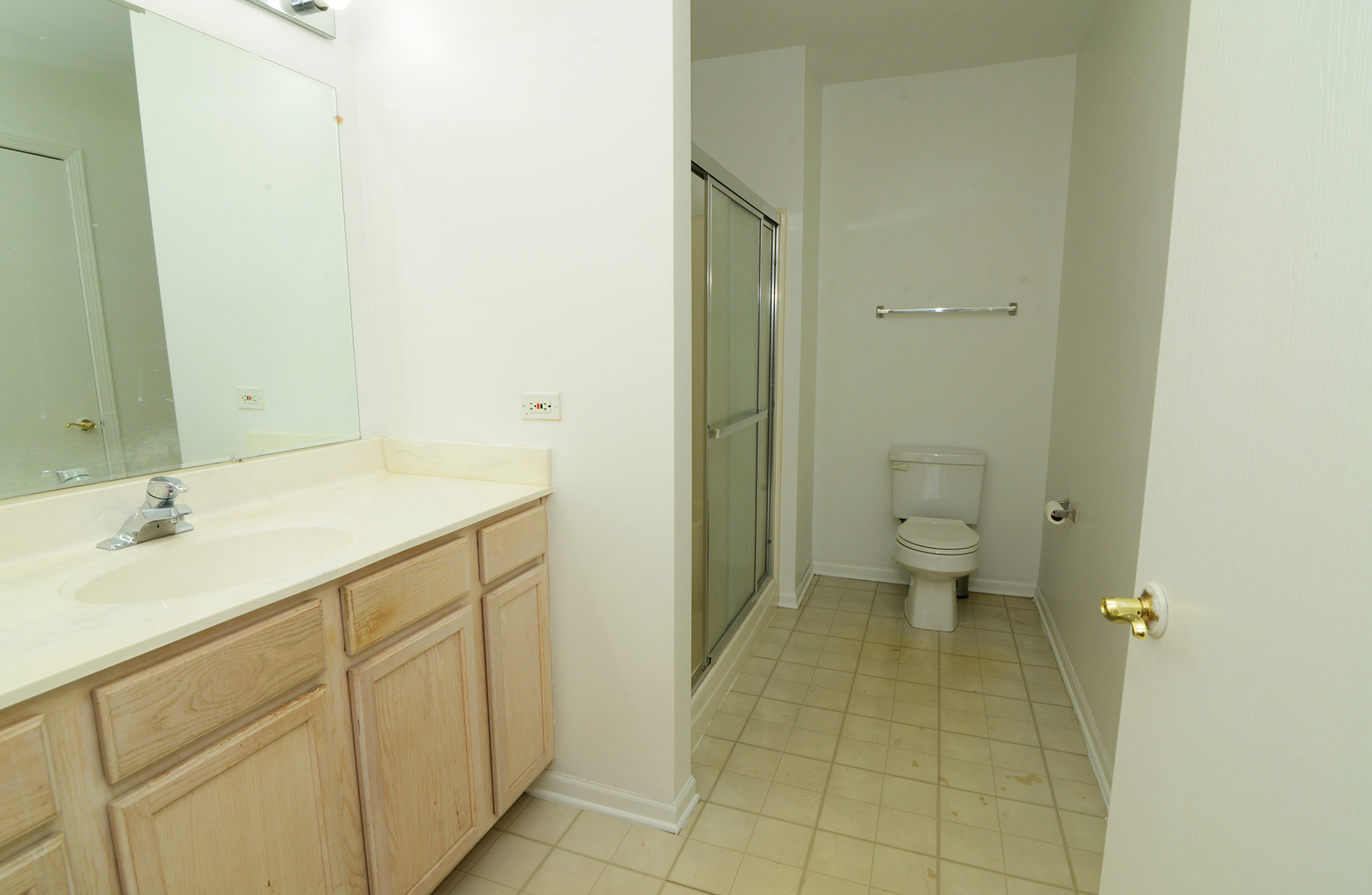 881 N Swift Road 105 Property Photo 7