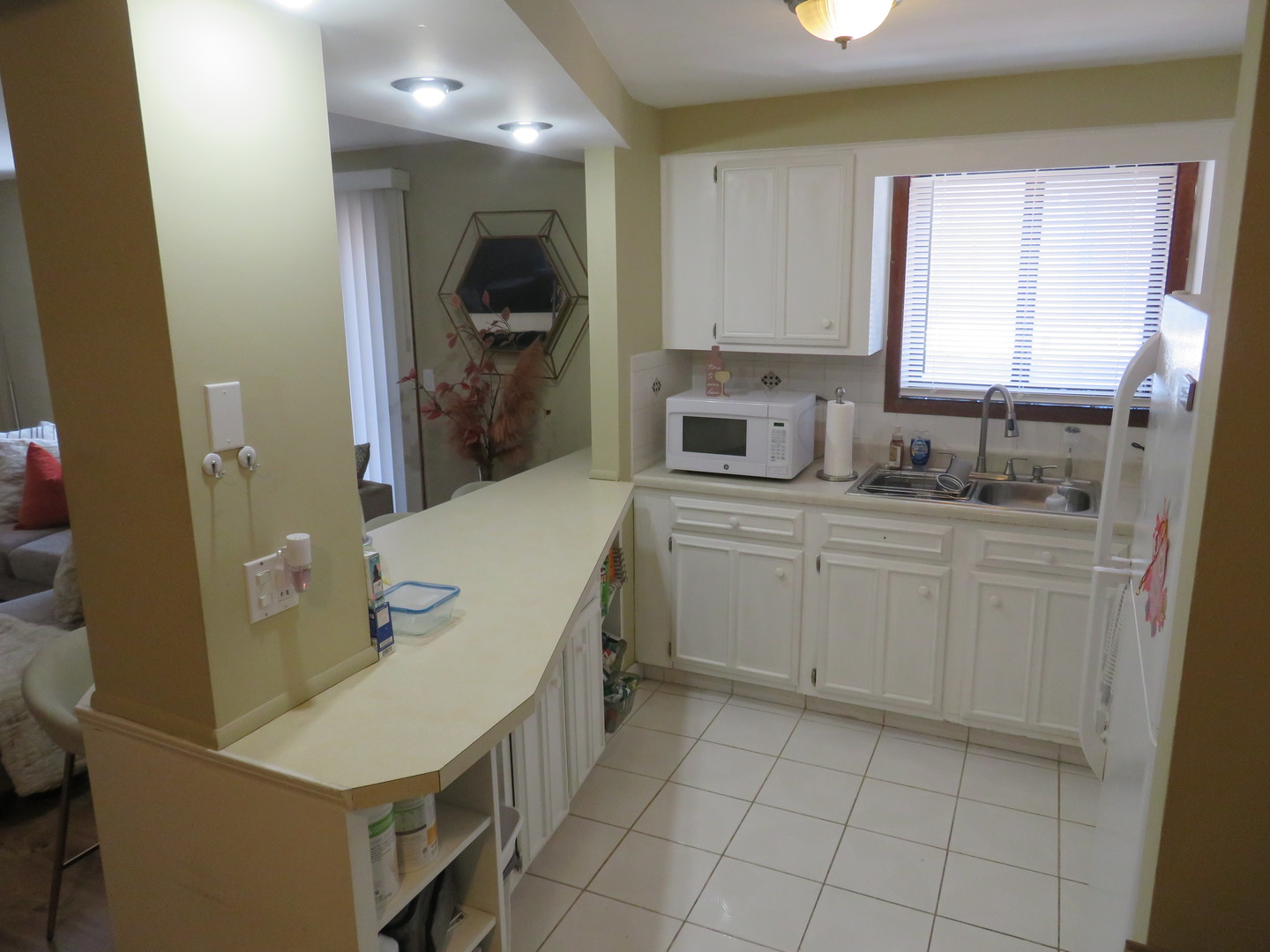 2317 N Neva Avenue 308a Property Photo 16