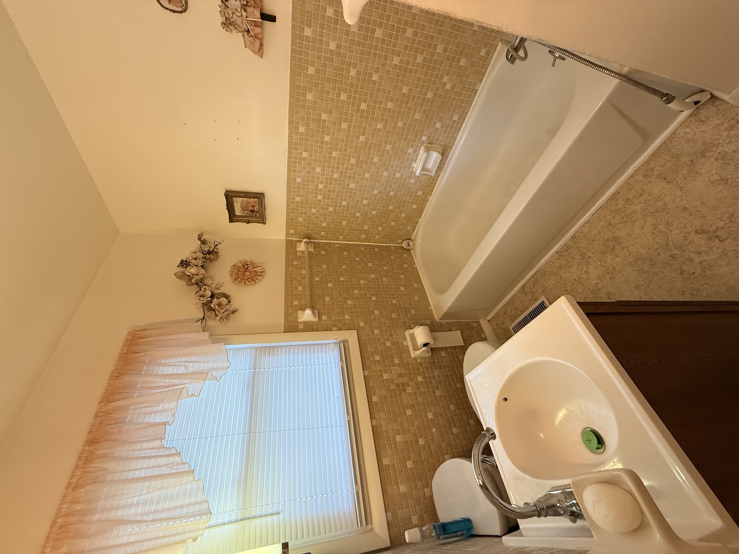 525 E Honeywell Street Property Photo 18