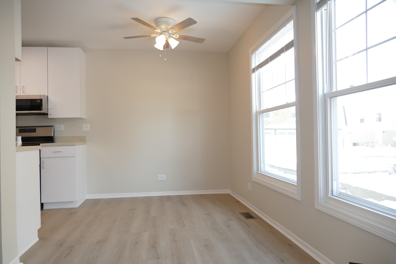 328 Farmingdale Circle Property Photo 9