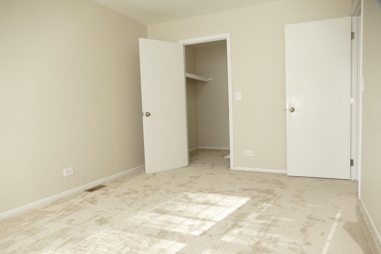 328 Farmingdale Circle Property Photo 16
