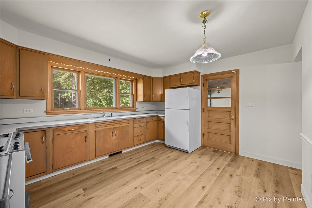 206 E Woodworth Place Property Photo 13