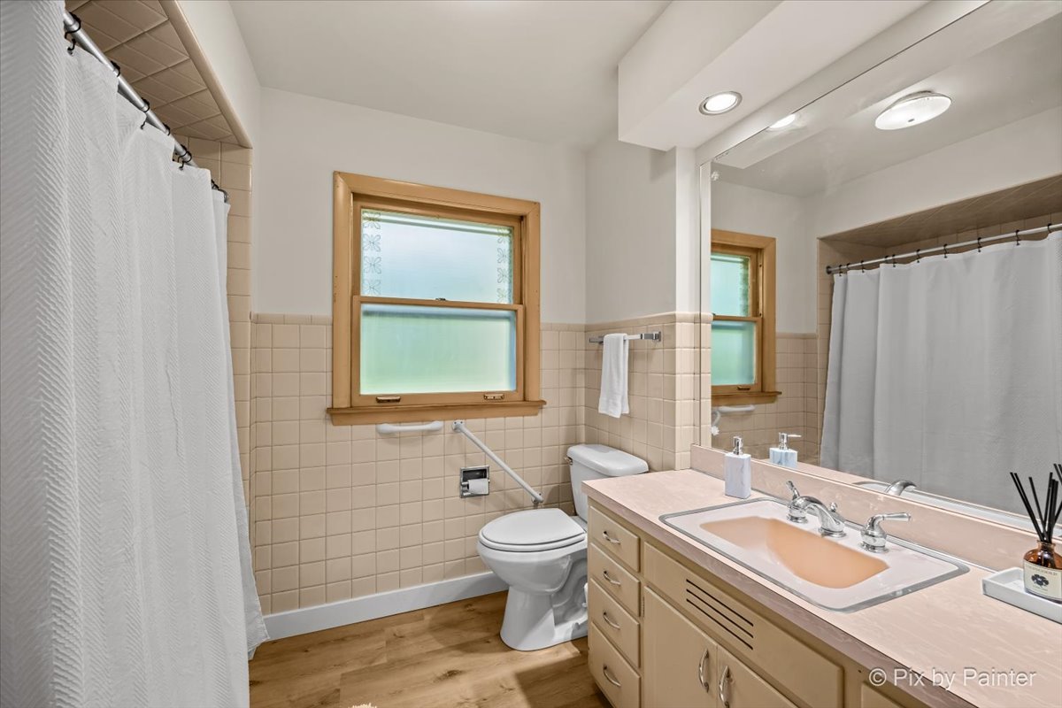 206 E Woodworth Place Property Photo 18