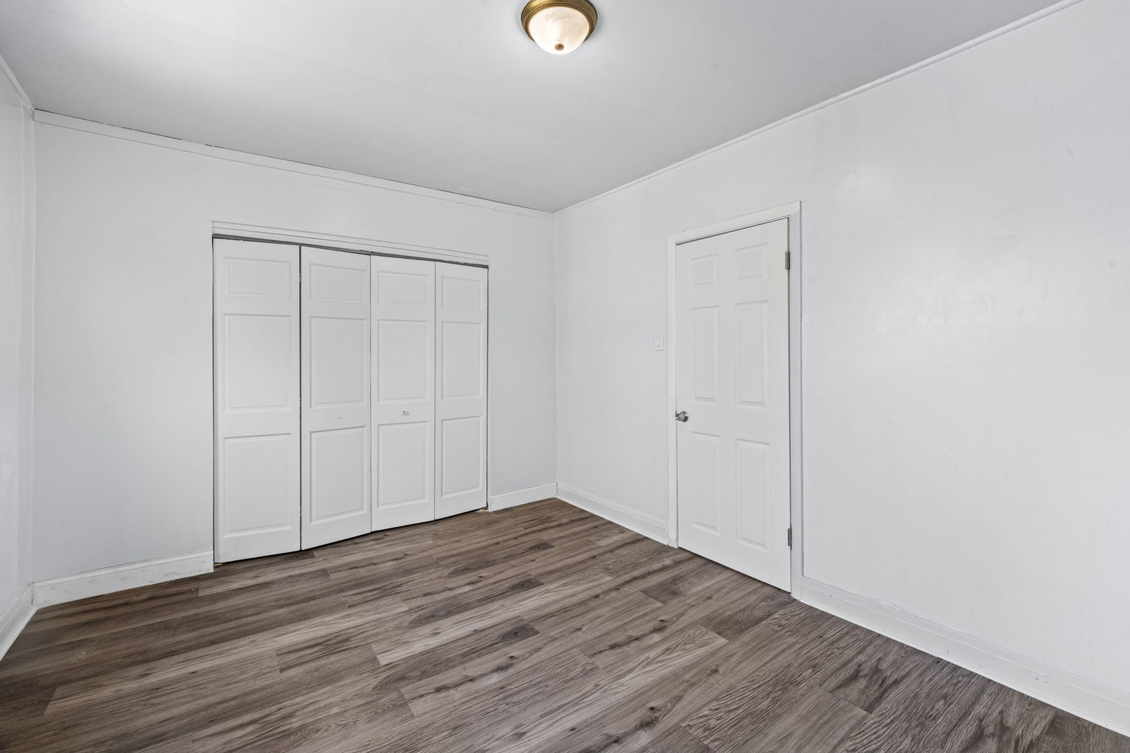 1608 S Millard Avenue Property Photo 14