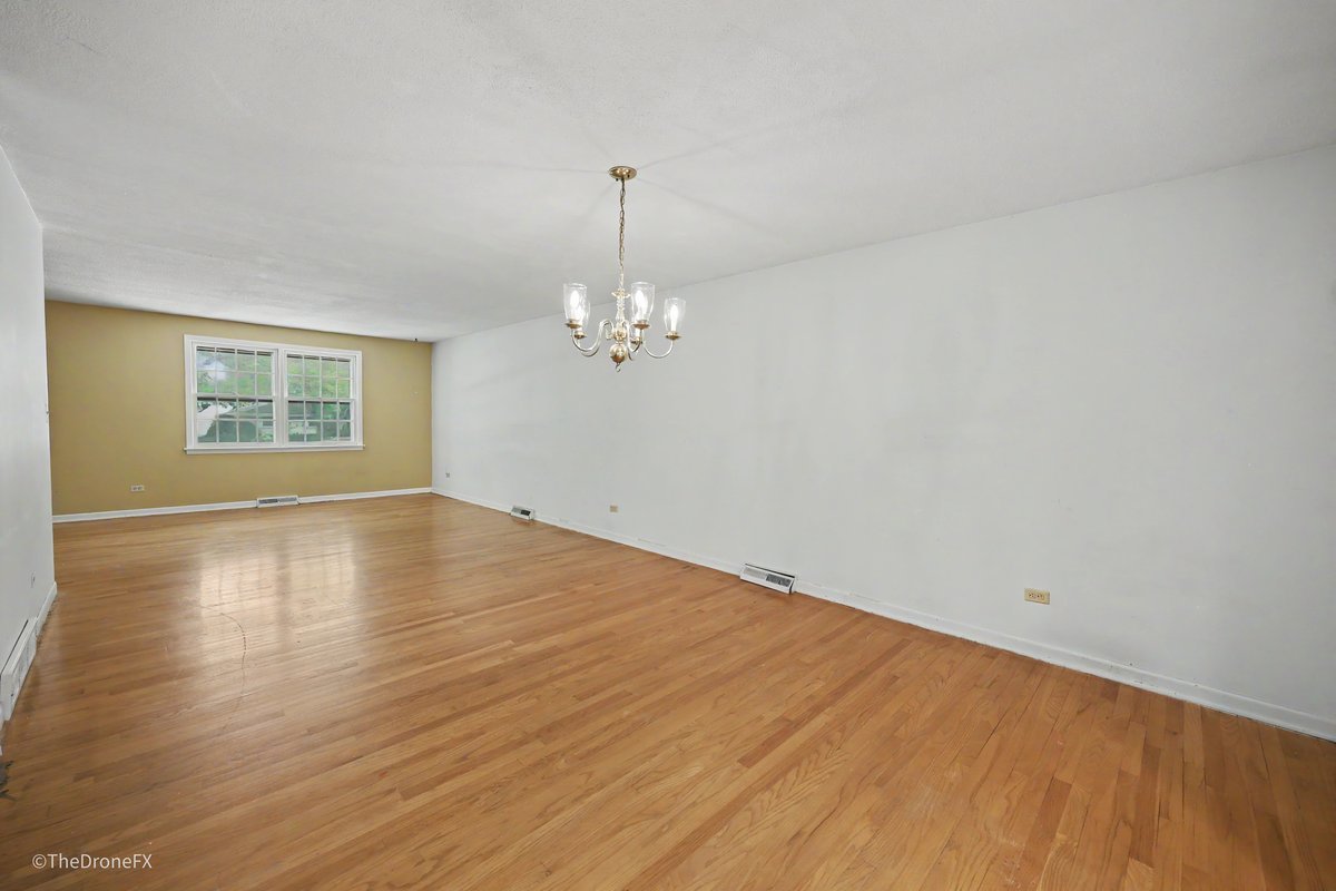 1120 E Prairie Avenue Property Photo 15