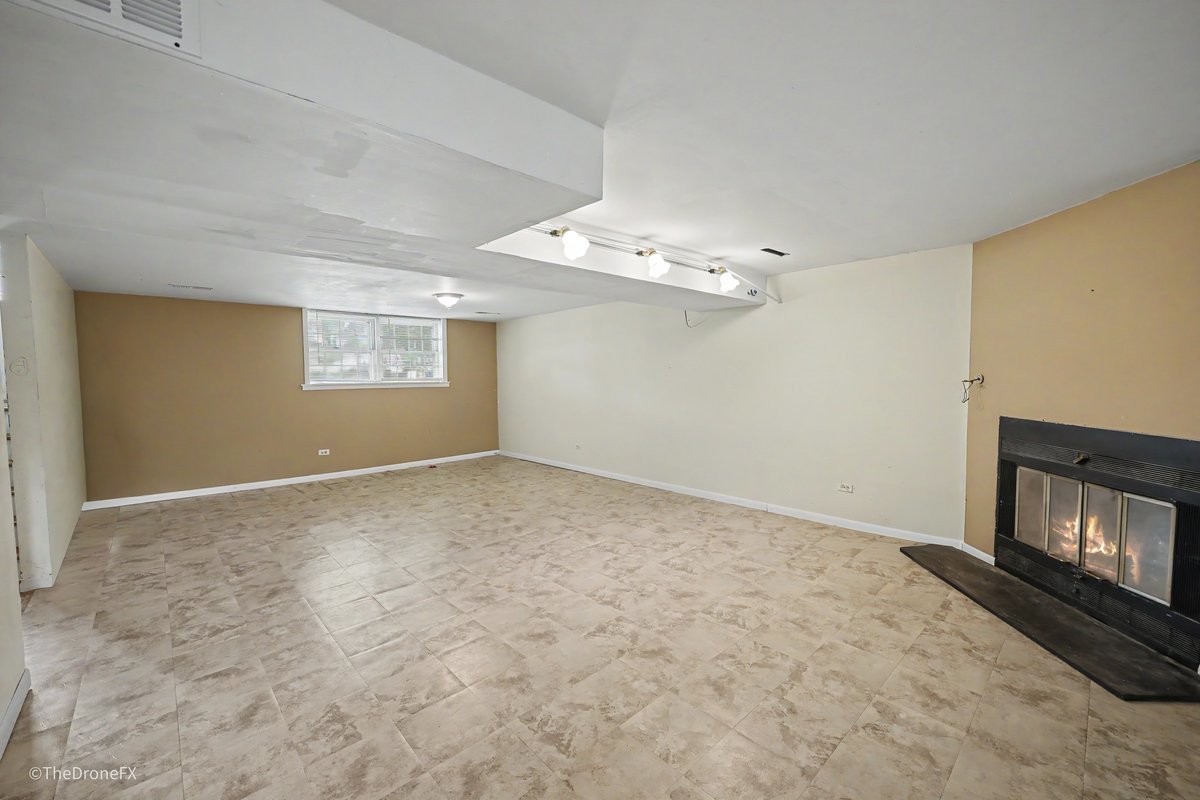 1120 E Prairie Avenue Property Photo 21