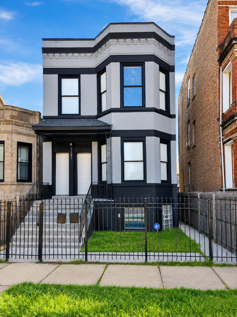 1141 S Saint Louis Avenue 2 Property Photo 1