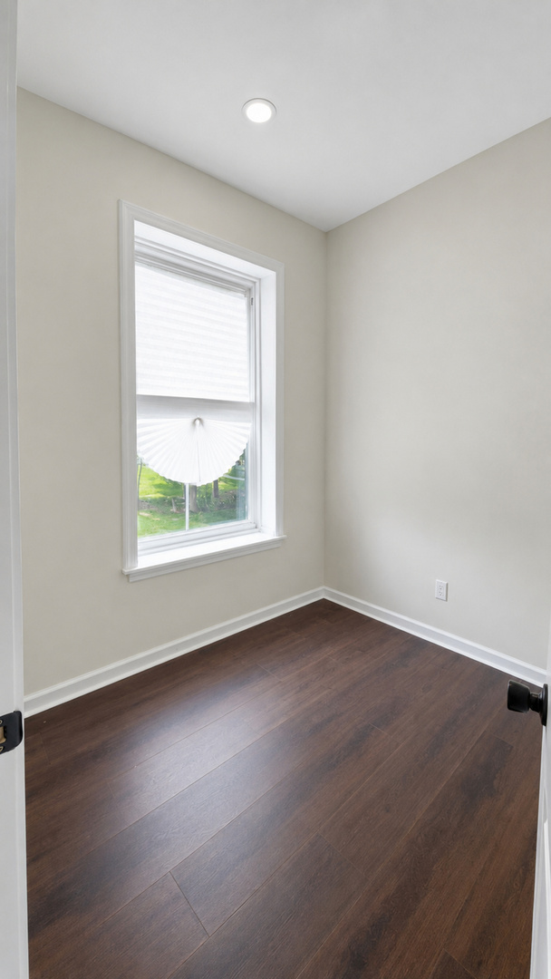 1141 S Saint Louis Avenue 2 Property Photo 17