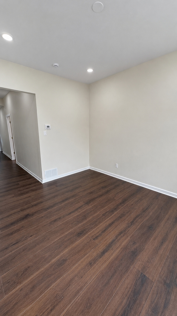 1141 S Saint Louis Avenue 2 Property Photo 18
