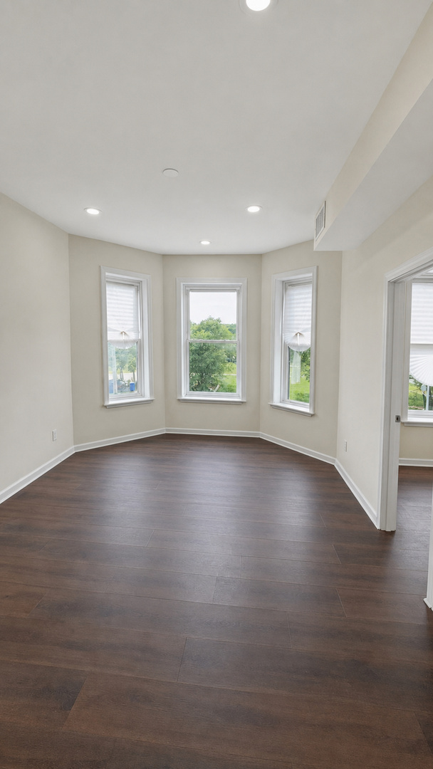 1141 S Saint Louis Avenue 2 Property Photo 21