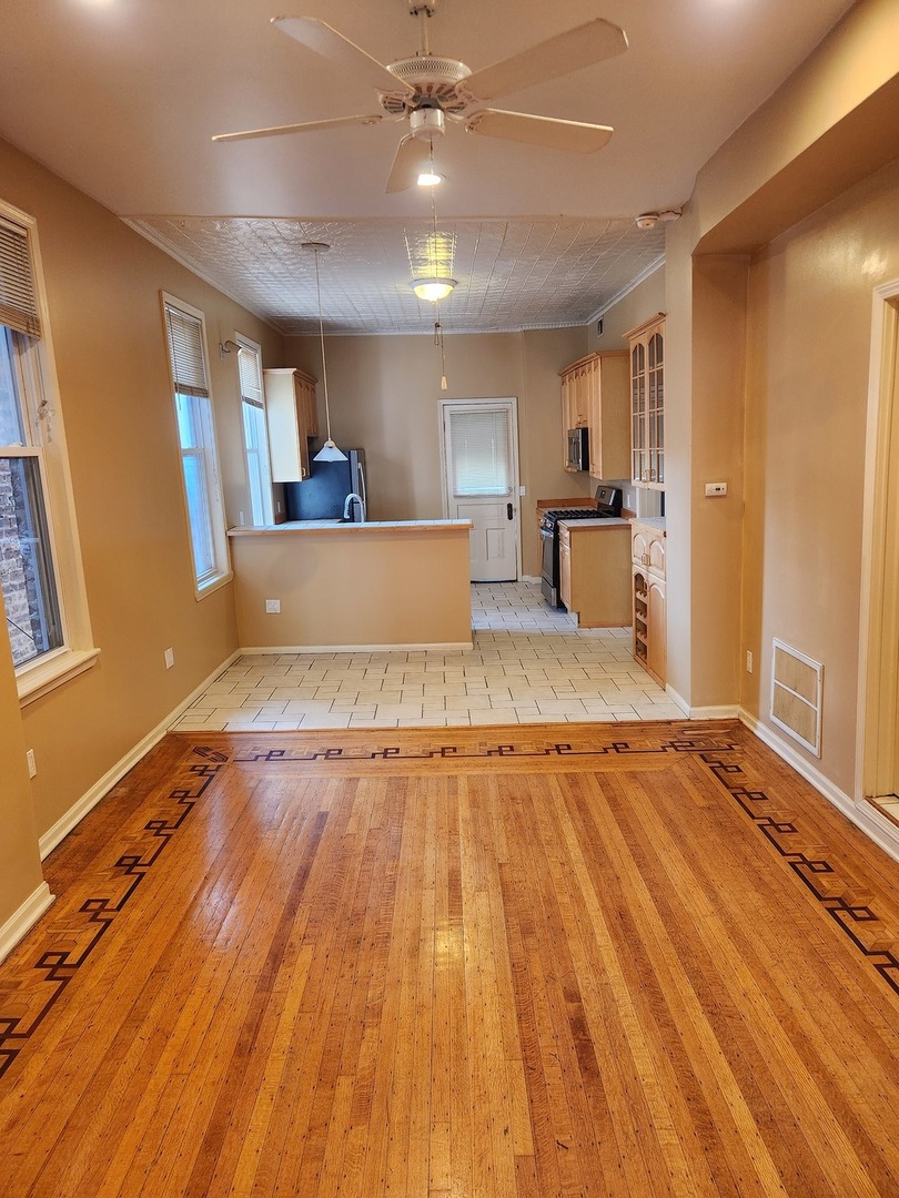 708 S Ada Street Property Photo 20