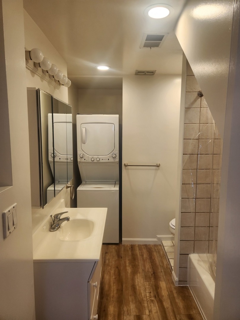 708 S Ada Street Property Photo 42