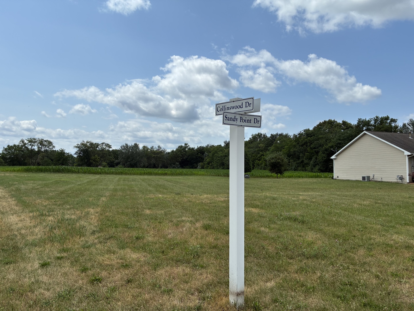 1355 Sandypoint Drive Property Photo 3