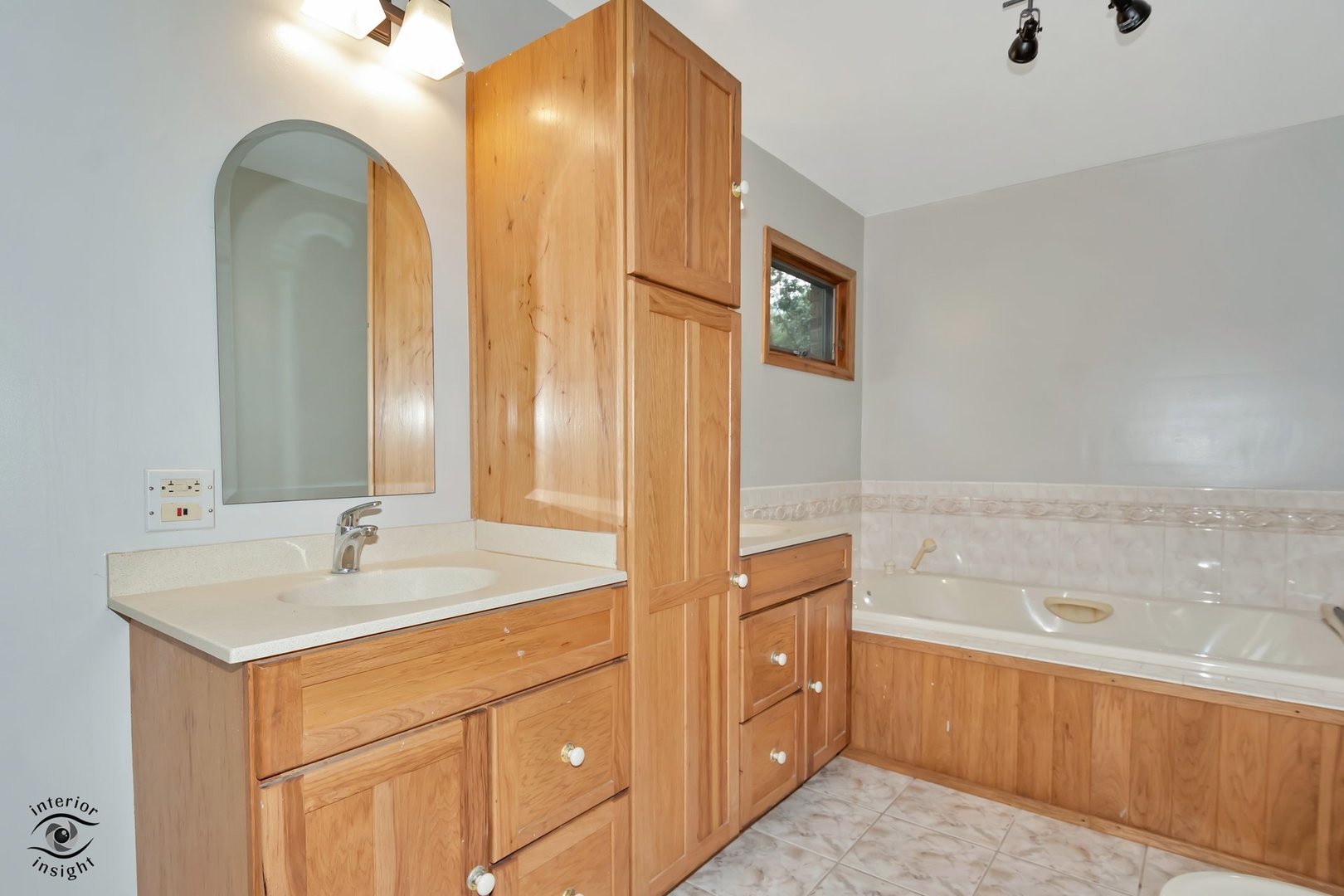8681 Washington Street Property Photo 37