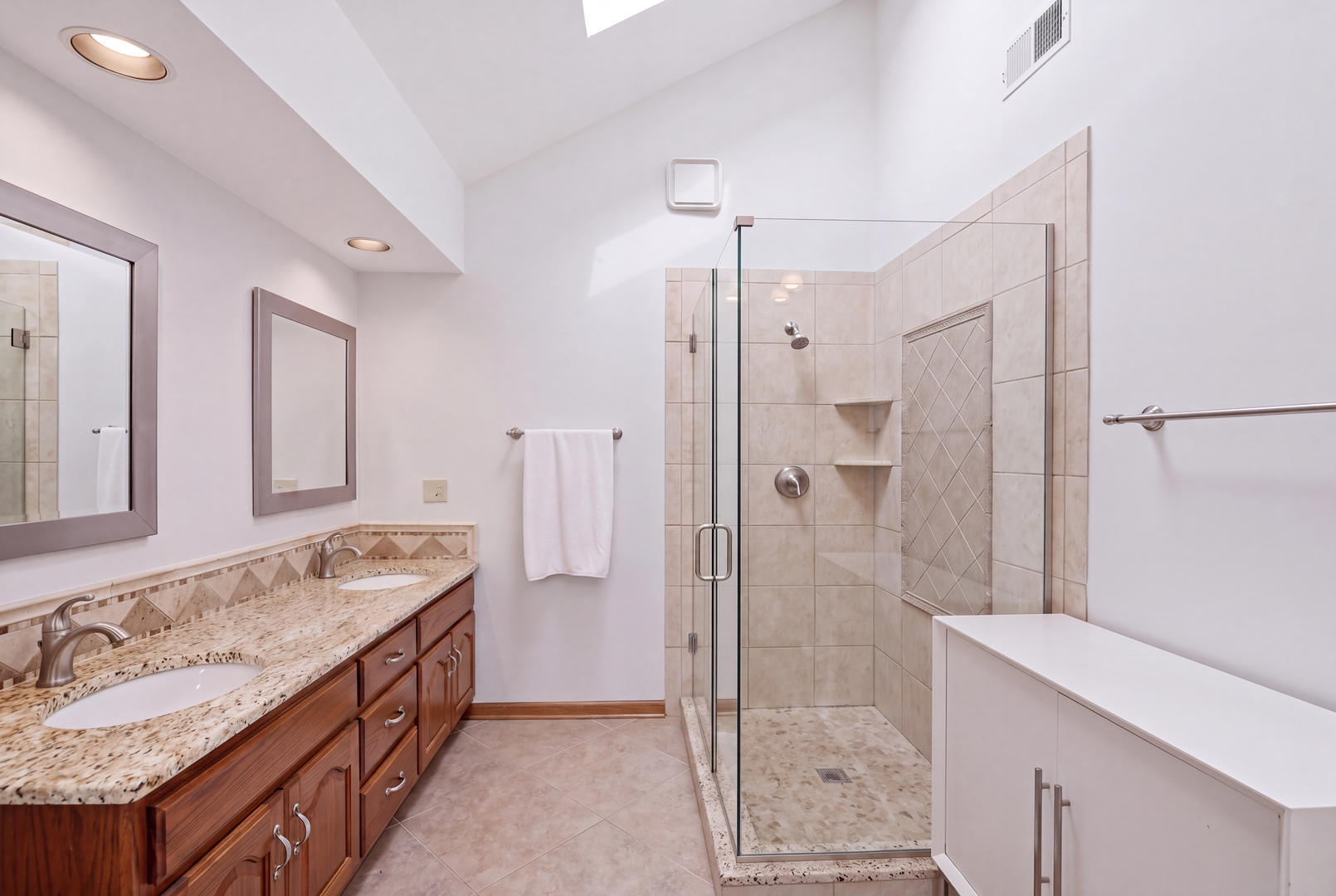 801 Fieldale Lane Property Photo 19