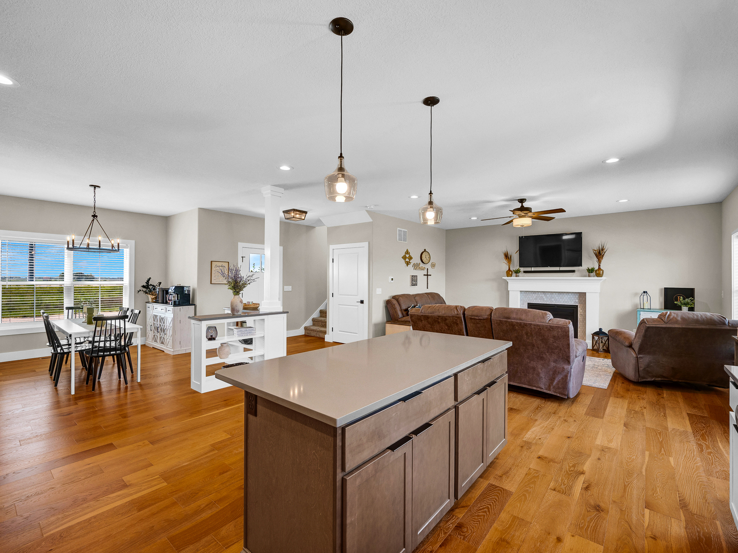 520 Prairie Meadows Drive Property Photo 8