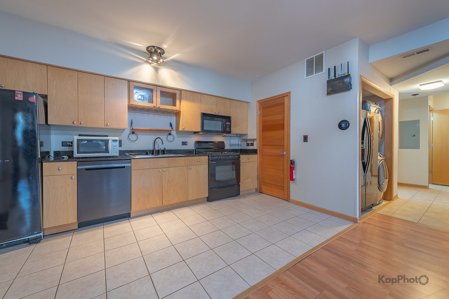 519 S Maplewood Avenue 1w Property Photo 9