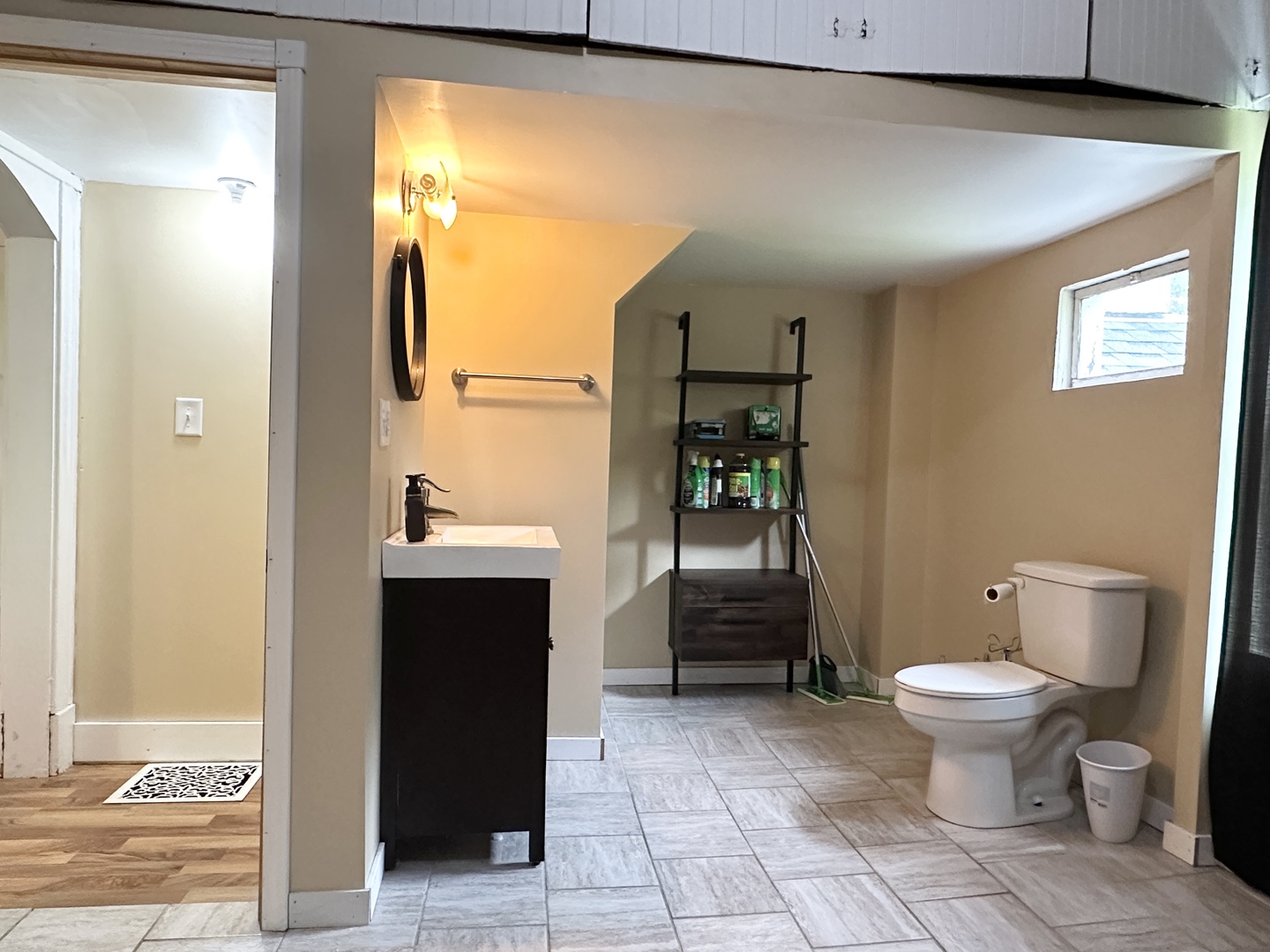 217 E Dorion Street Property Photo 11