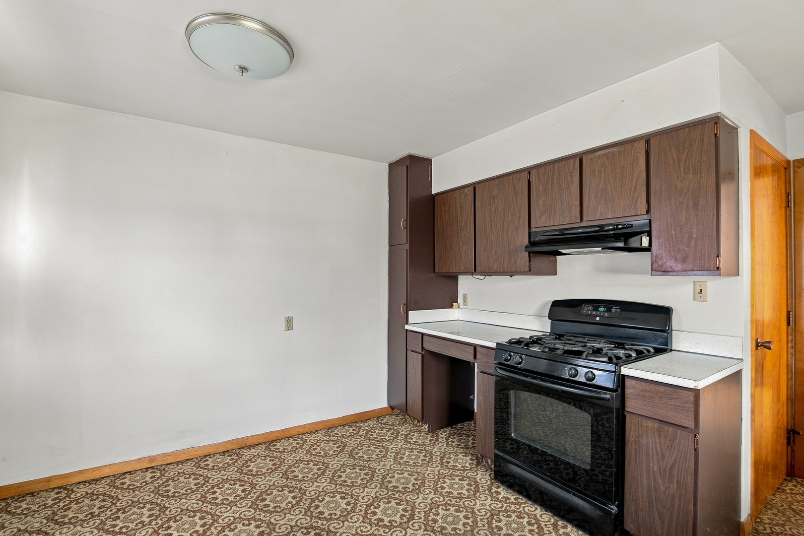 211 W Lincolnway Property Photo 20
