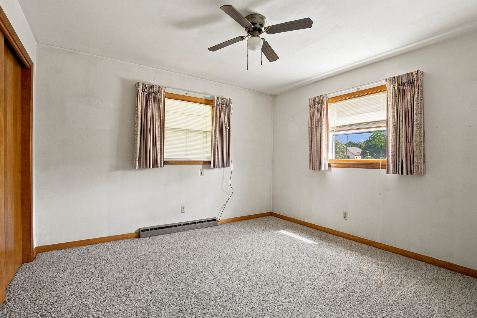 211 W Lincolnway Property Photo 29