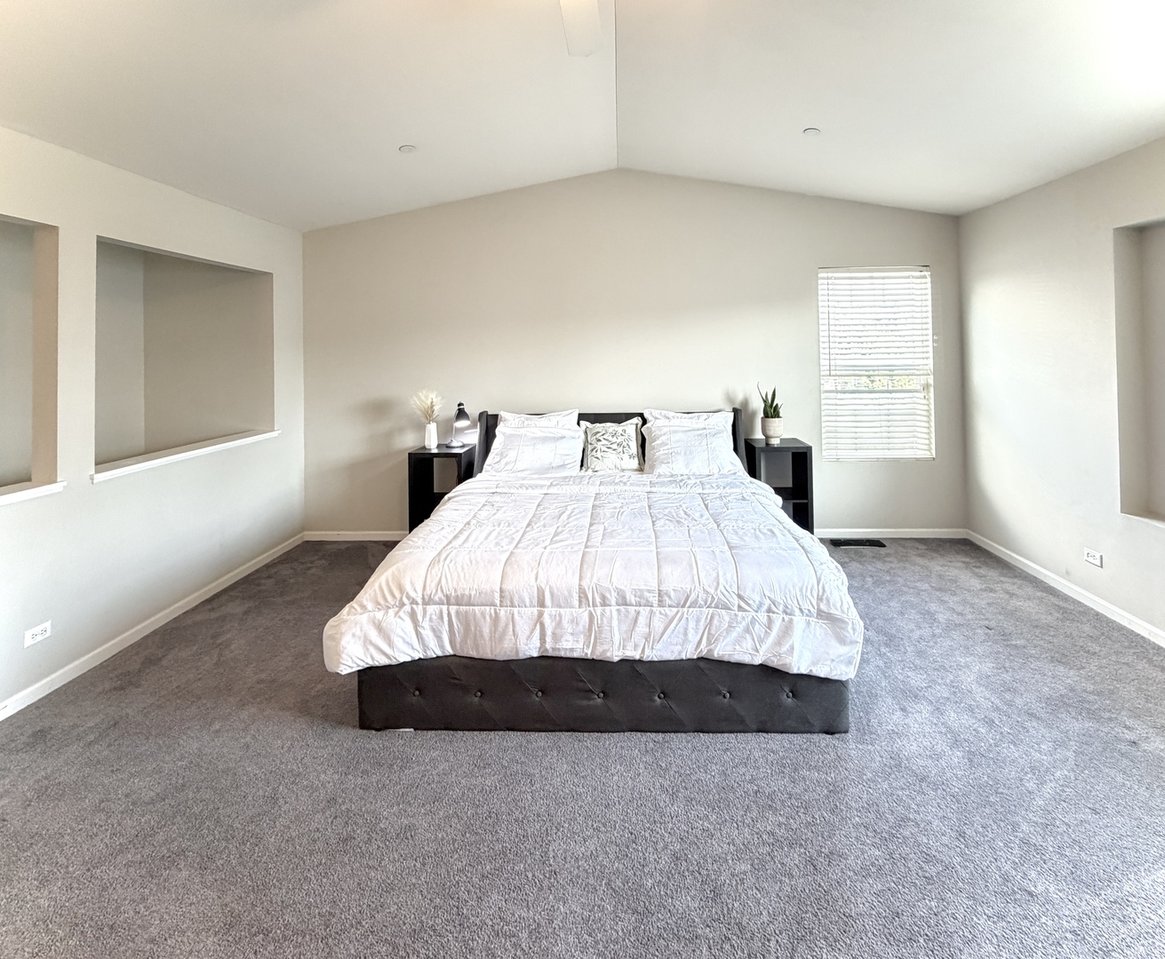 181 Willoughby Court B Property Photo 28