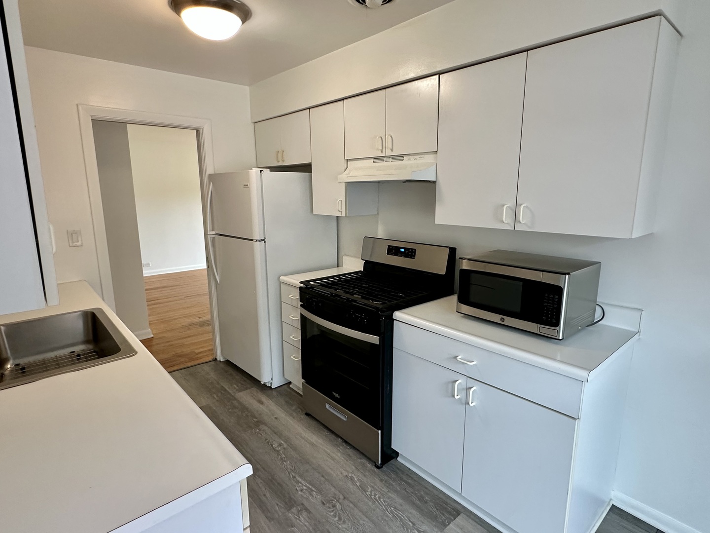 5452 Brummel Street Property Photo 6