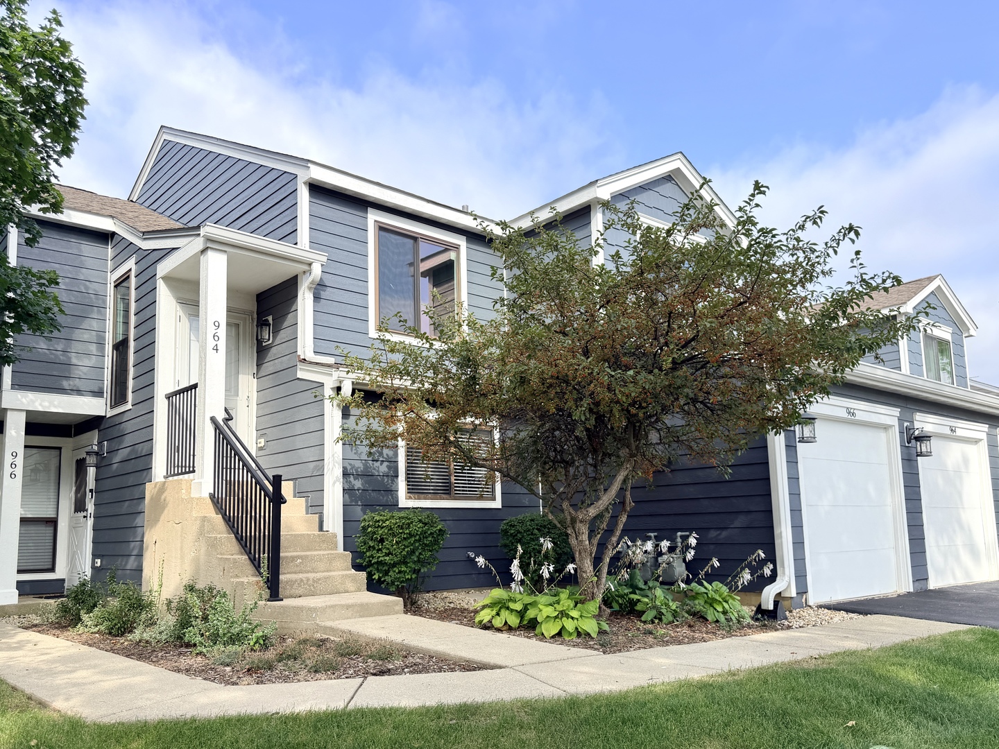 964 Brunswick Circle -
