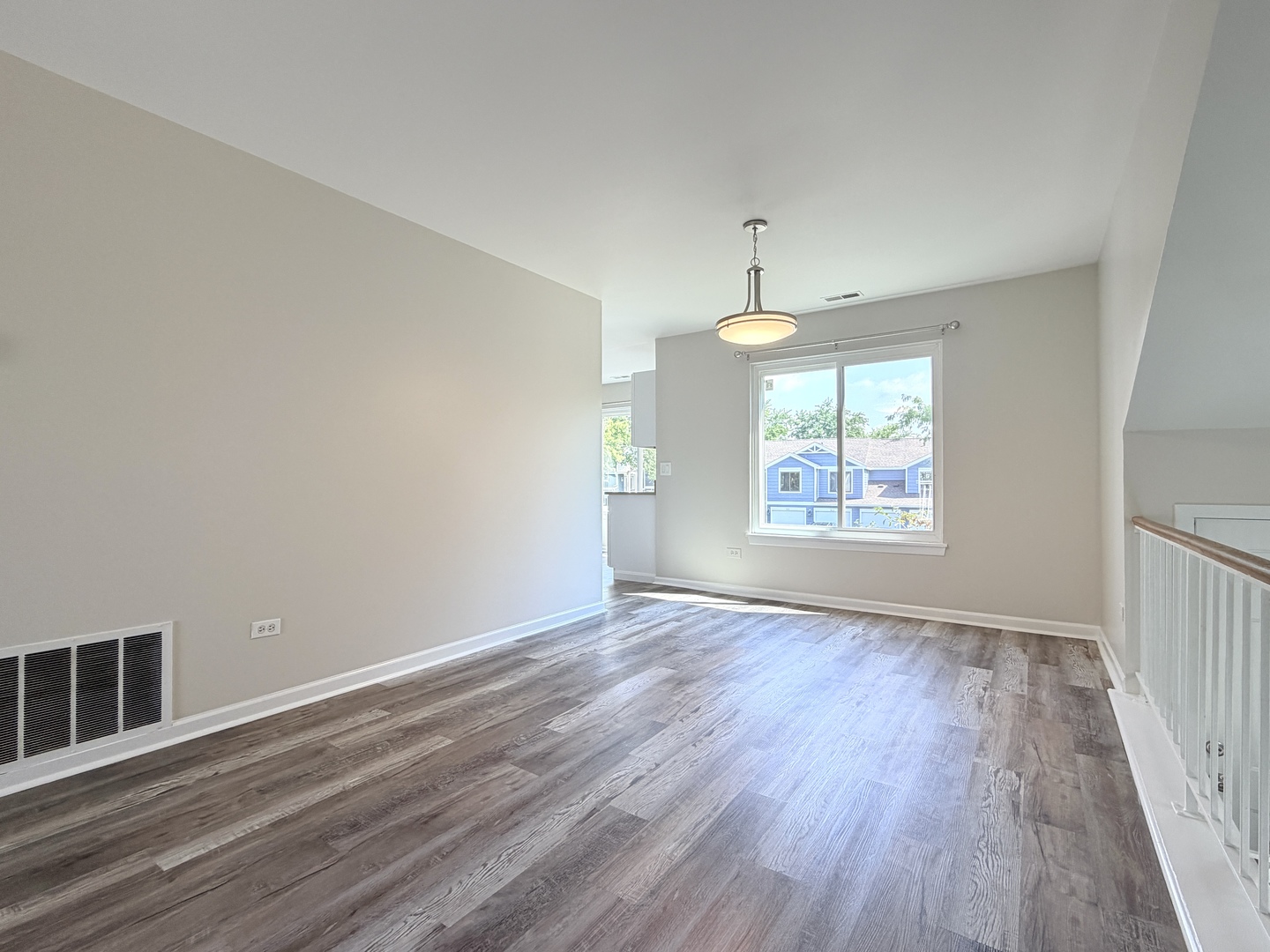 964 Brunswick Circle - Property Photo 5