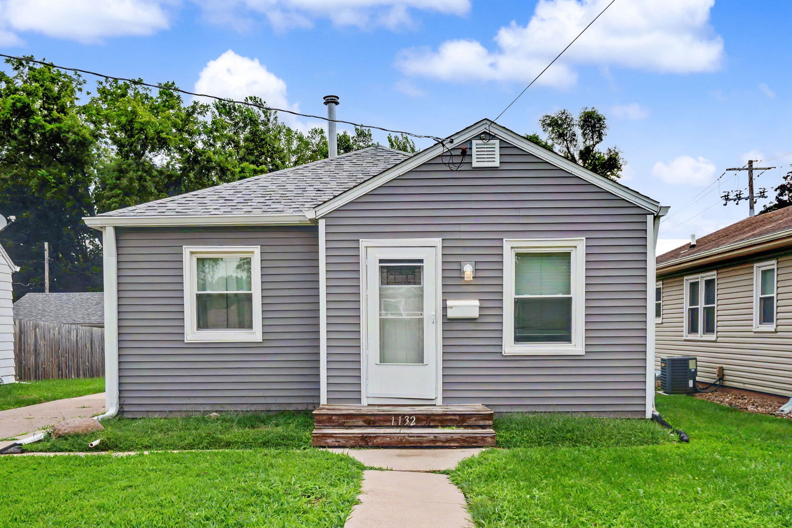 1132 53RD Street Property Photo 1