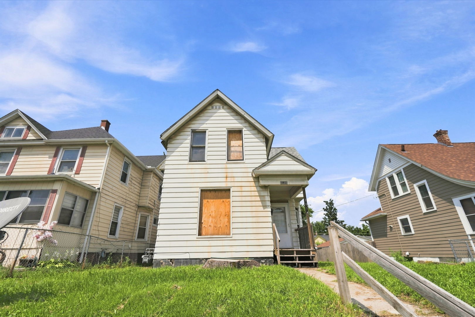 2014 Claussen Street Property Photo 2
