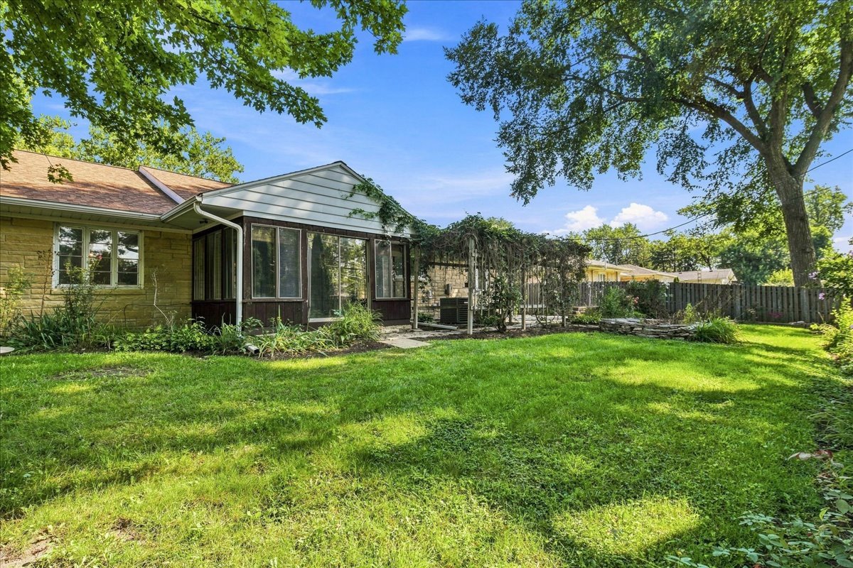 1500 Mayfield Avenue Property Photo 28