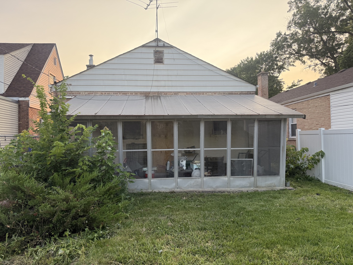2003 S 20th Avenue Property Photo 4