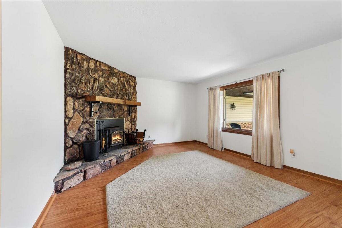 3207 Stella Court Property Photo 4