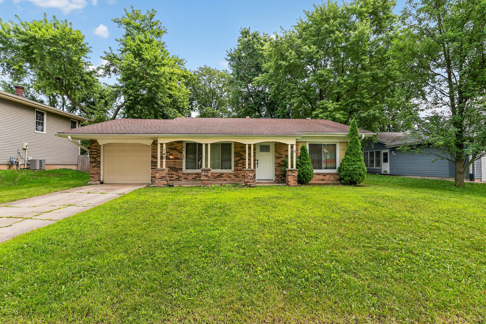 140 Tamarack Drive Property Photo 1