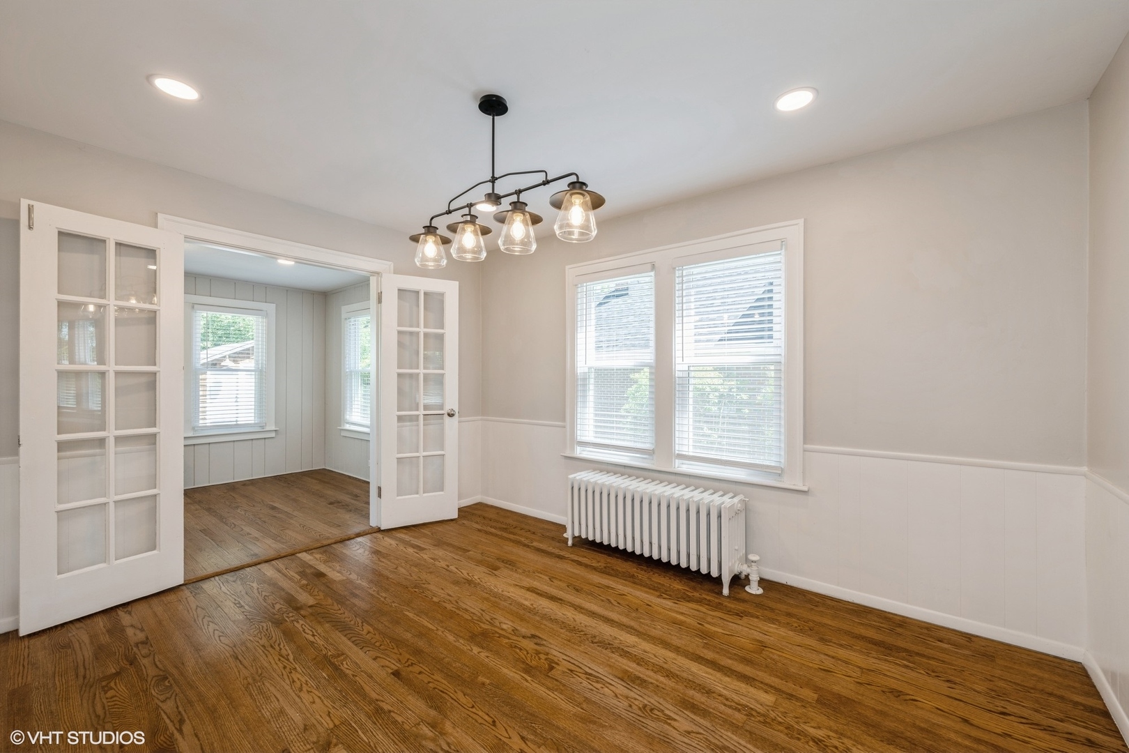 125 S Central Avenue Property Photo 6