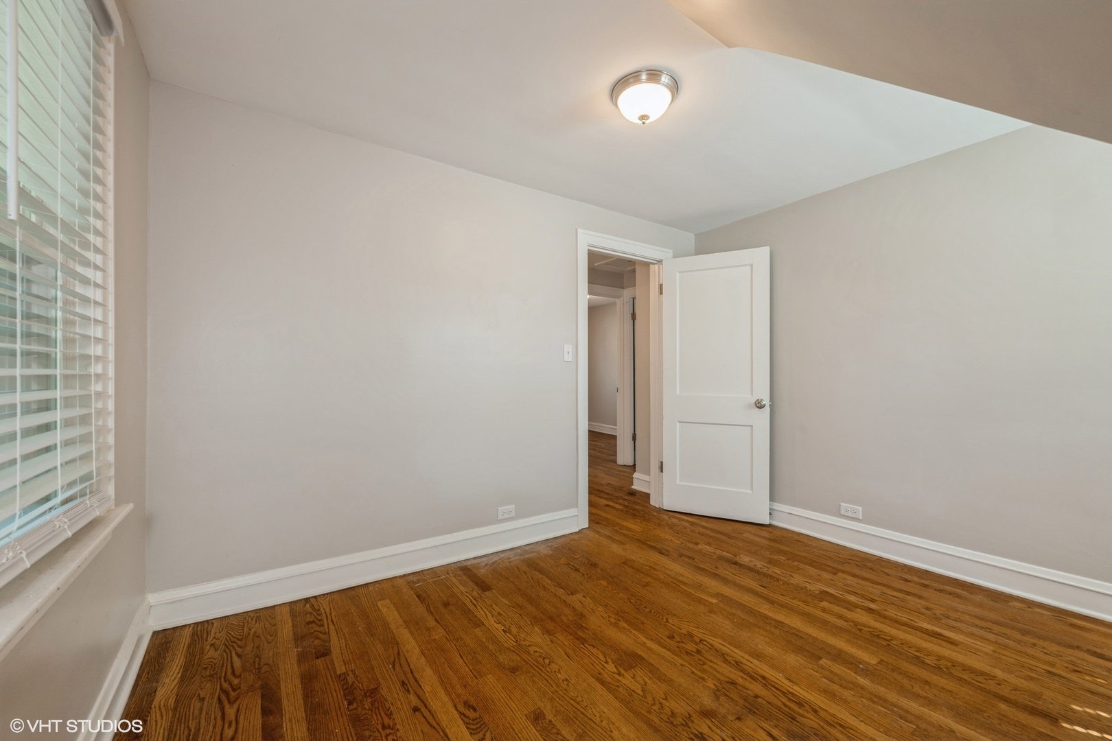 125 S Central Avenue Property Photo 12