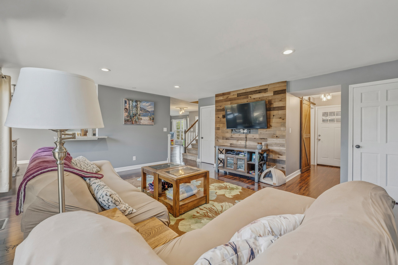 5004 Glenbrook Trail Property Photo 13