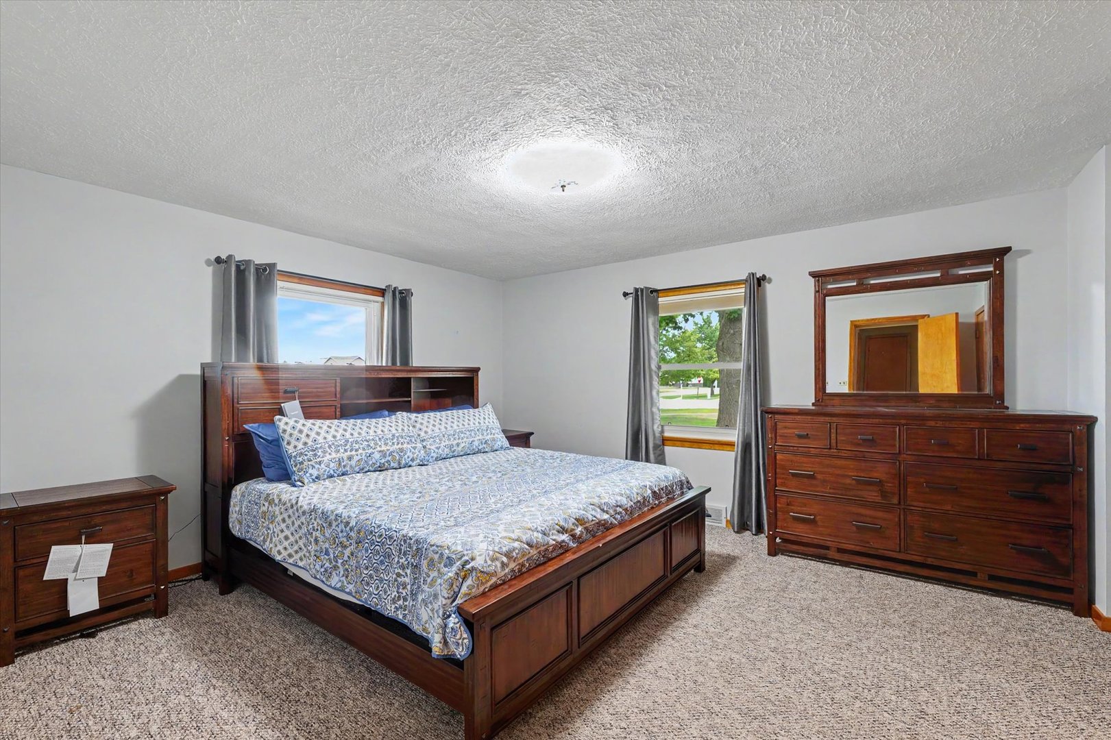 1123 N Sangamon Avenue Property Photo 30