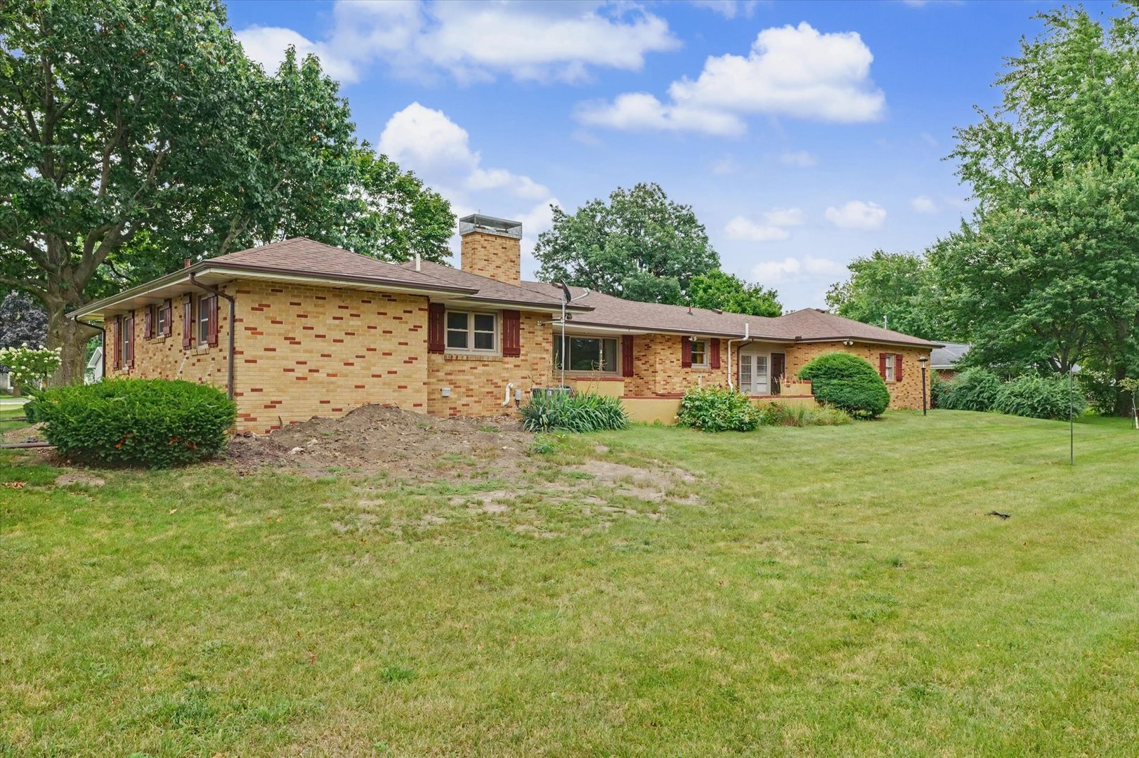 1123 N Sangamon Avenue Property Photo 43