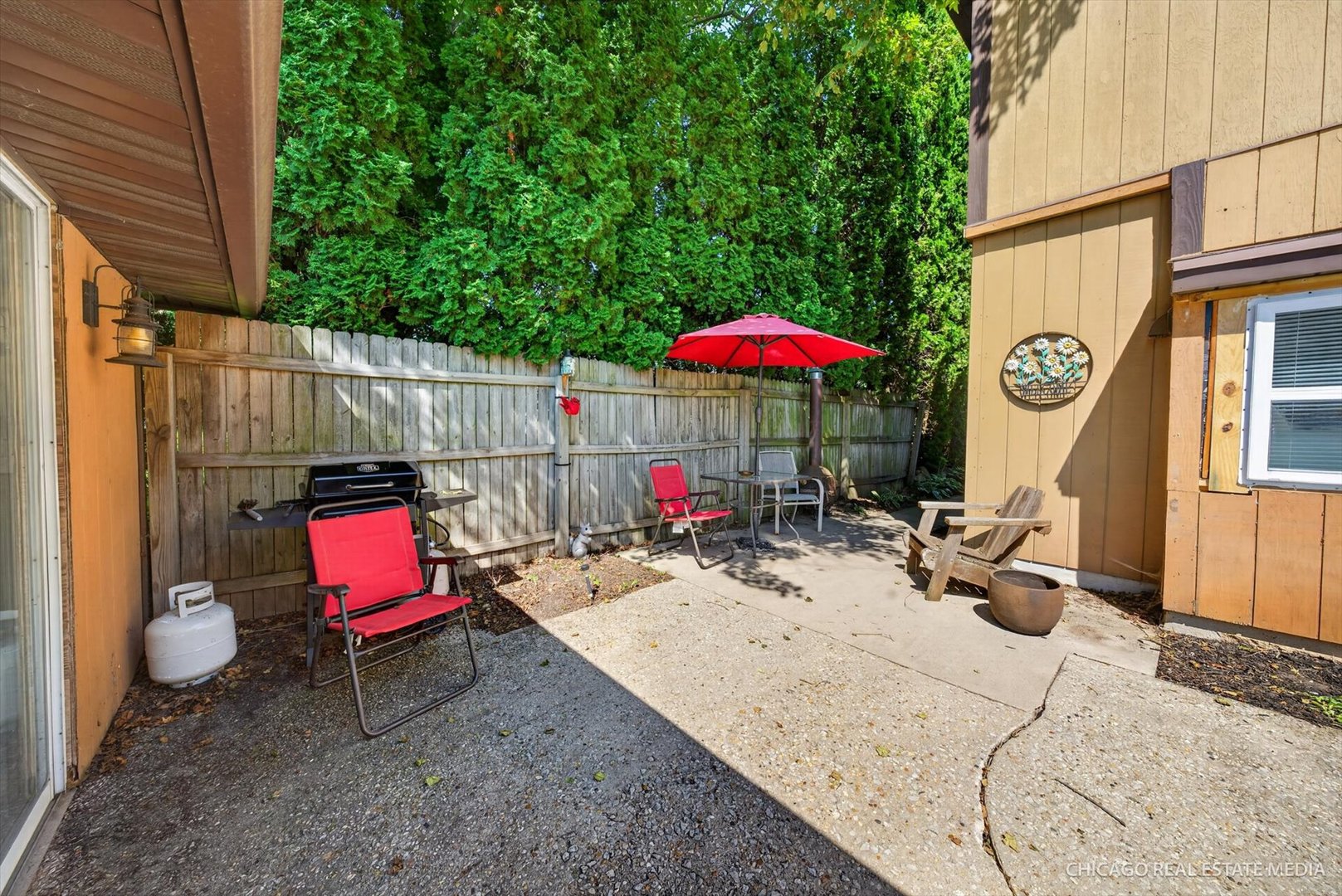 416 Maple Street Property Photo 4