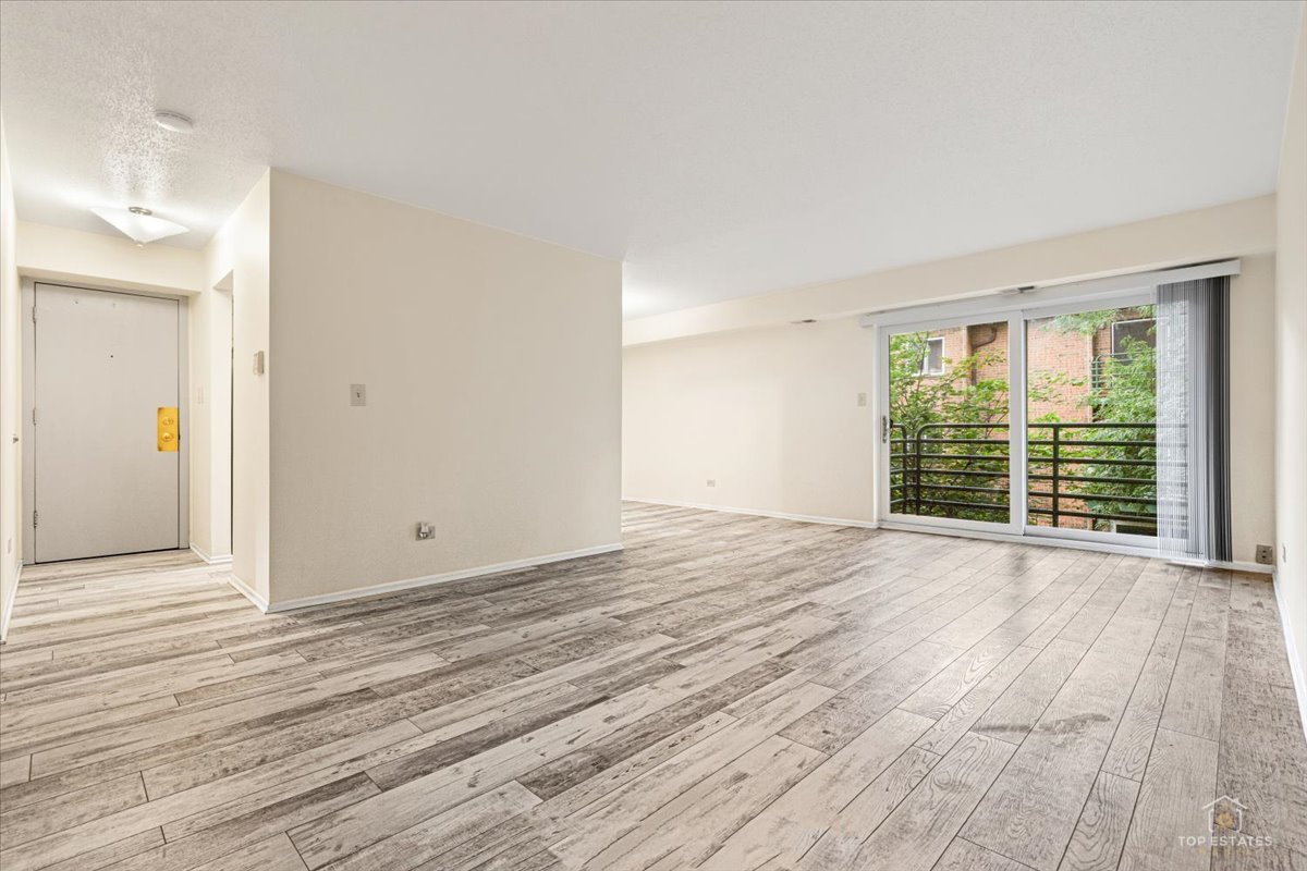 909 Buccaneer Drive 3 Property Photo 3