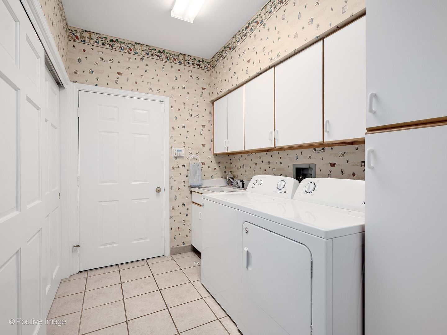68 Godair Drive Property Photo 17