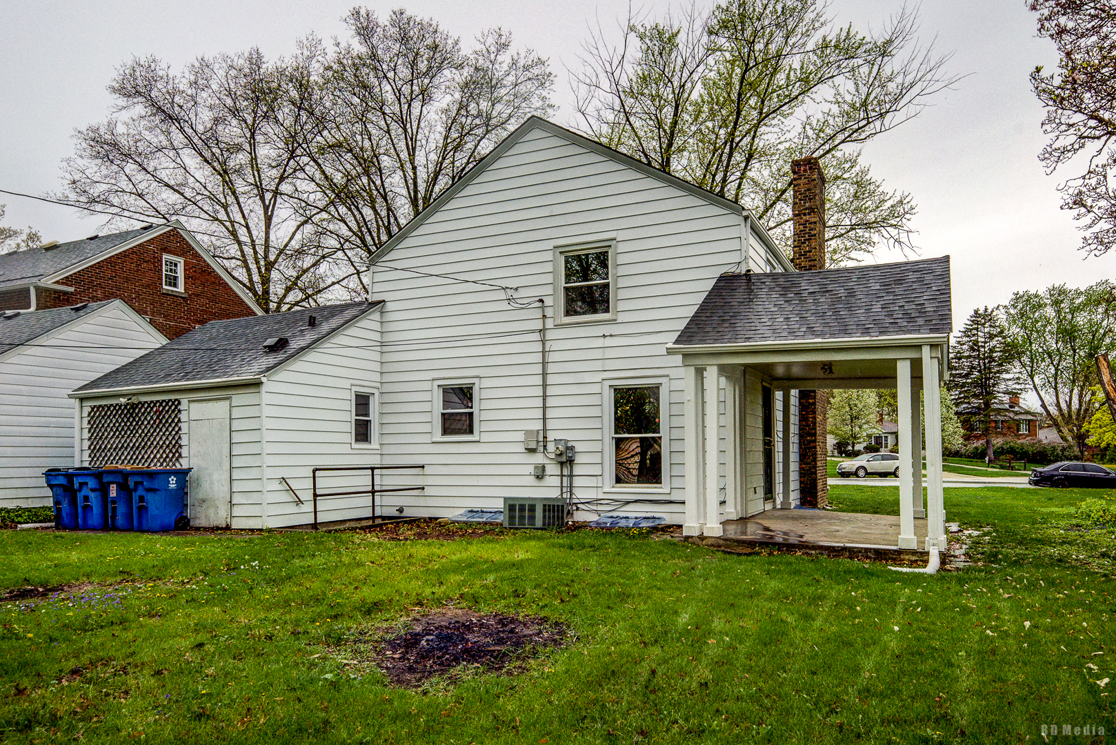 1115 Campbell Avenue Property Photo 5