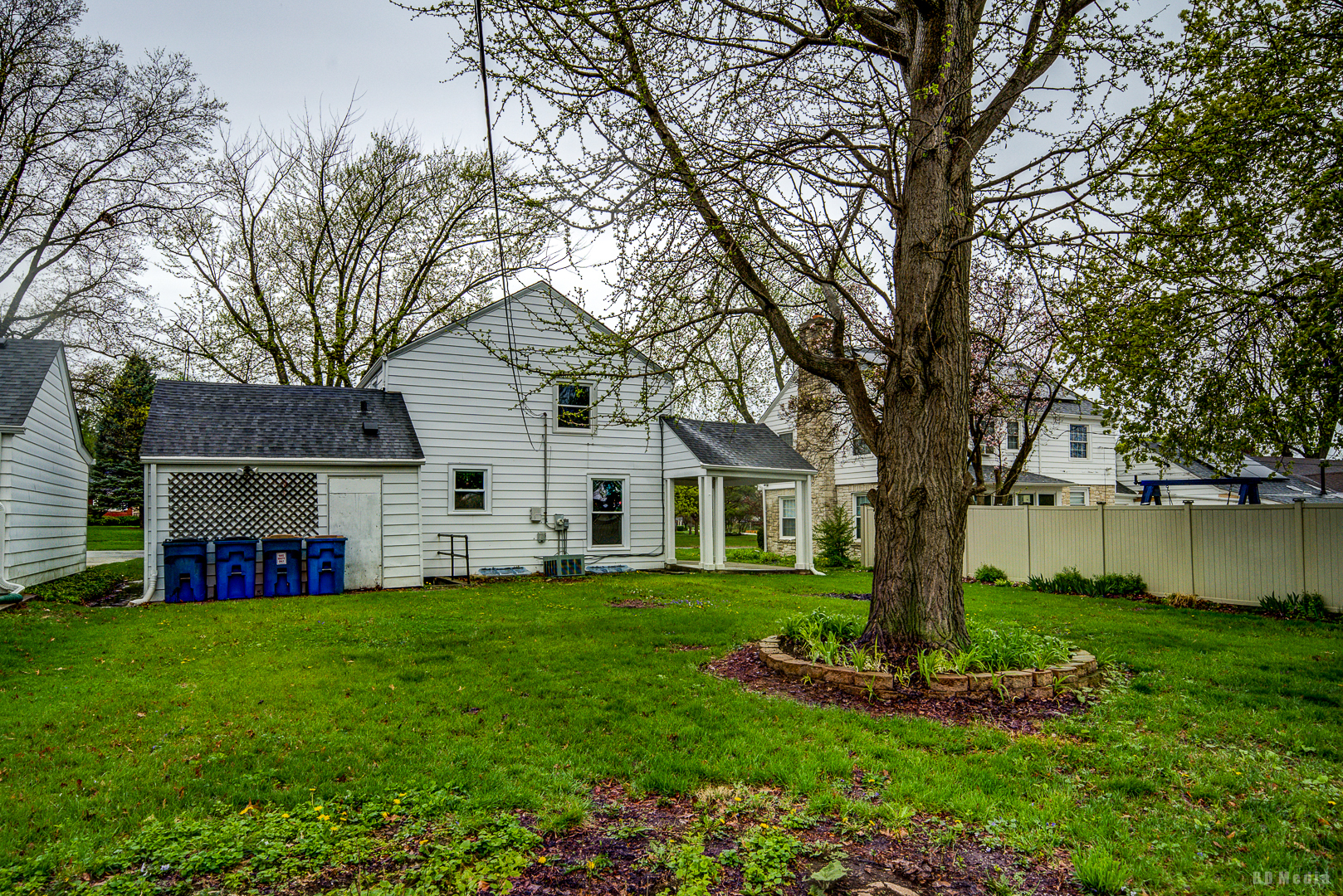 1115 Campbell Avenue Property Photo 7